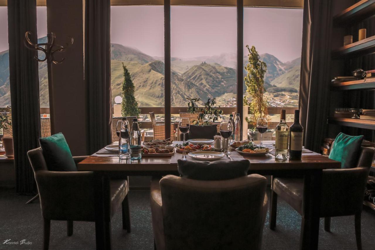 Alpine Lounge Boutique Hotel Kazbegi Esterno foto