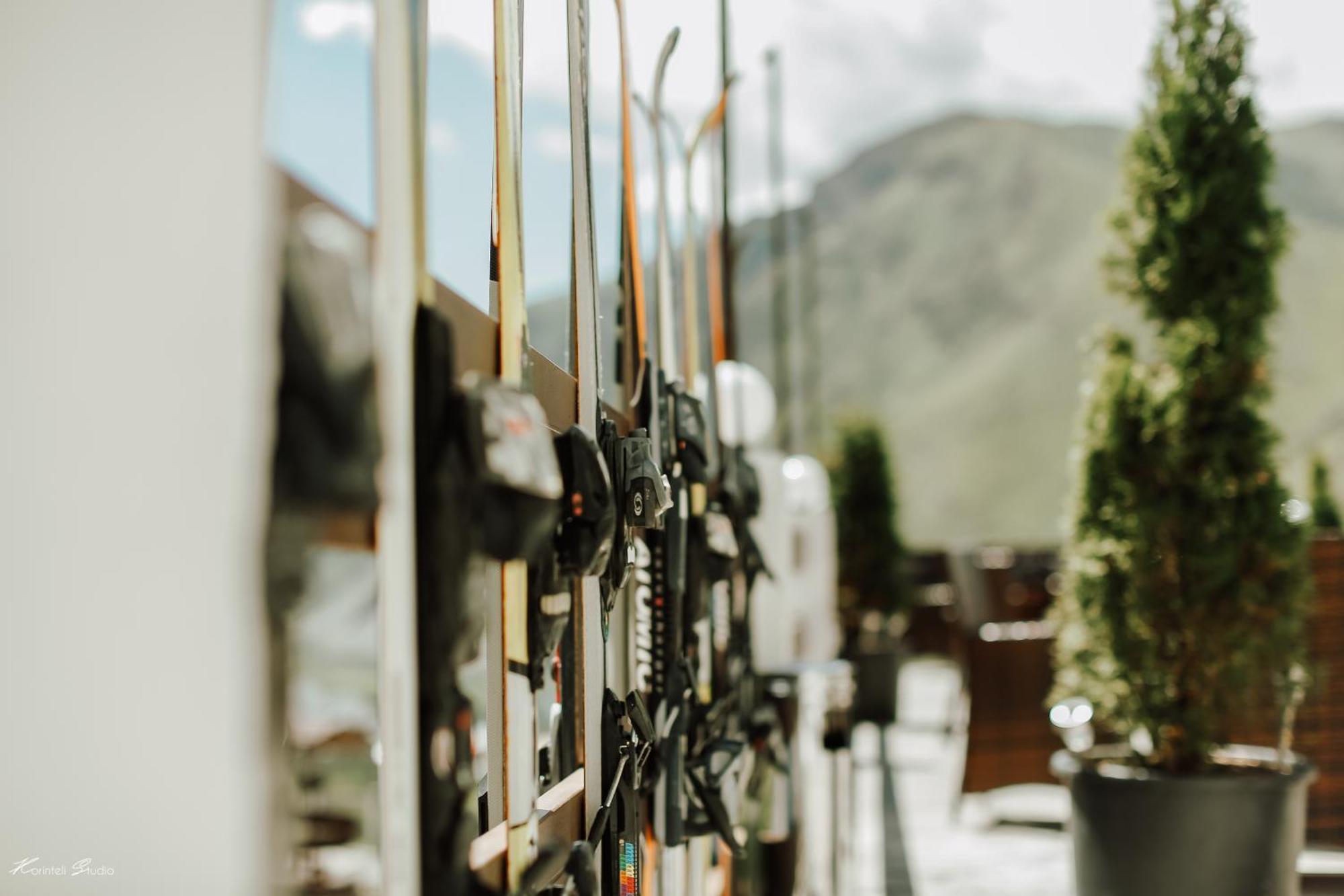 Alpine Lounge Boutique Hotel Kazbegi Esterno foto